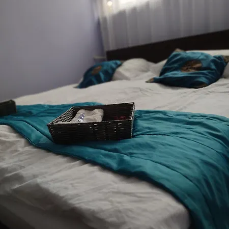 Quarto em Acomodações Particulares Tanie W Okolicy Malty Check-in Free Parking *