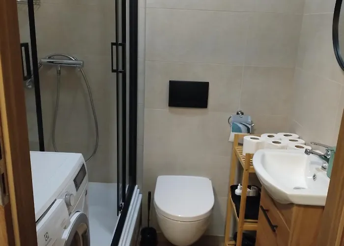 Quarto em Acomodações Particulares Tanie W Okolicy Malty Check-in Free Parking